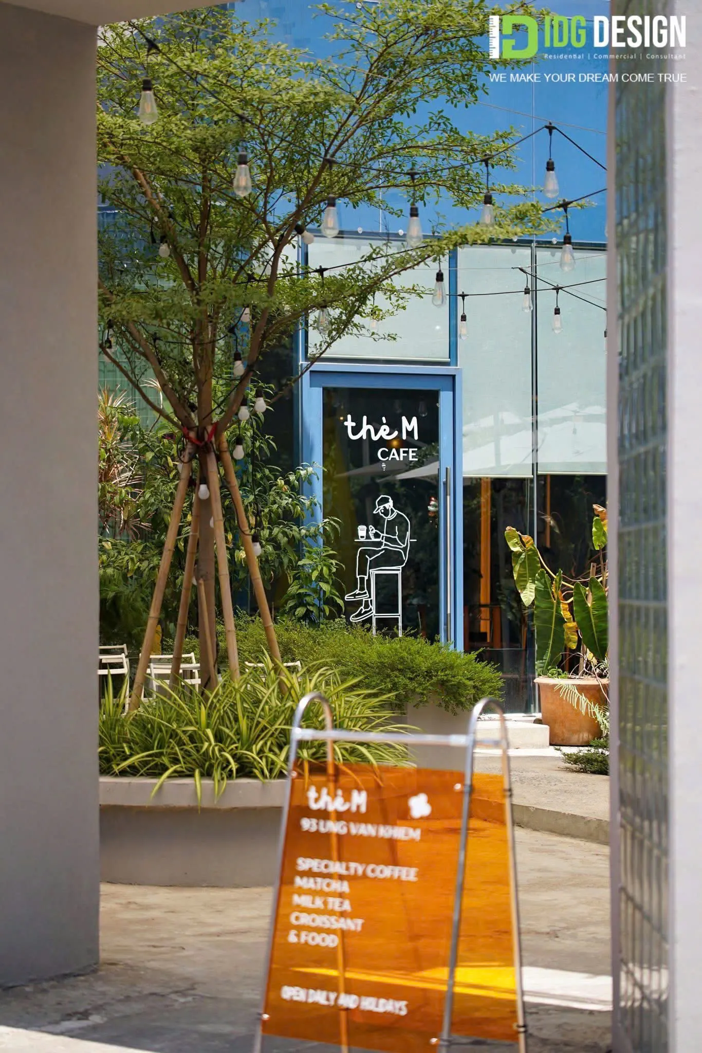 THÈ M COFFEE — IDG Design