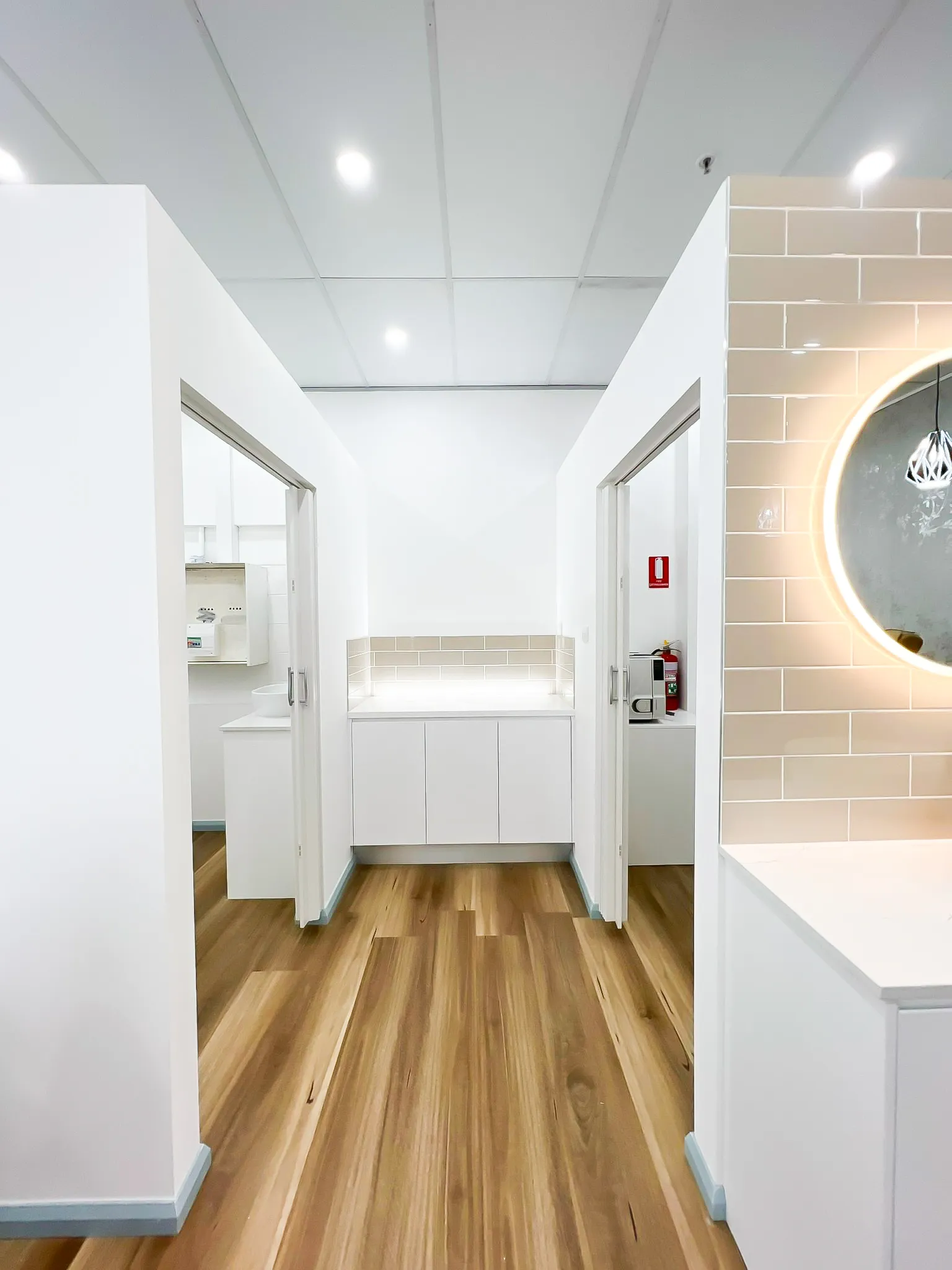 Sugar Nail Bar — Interior view, IDG Design