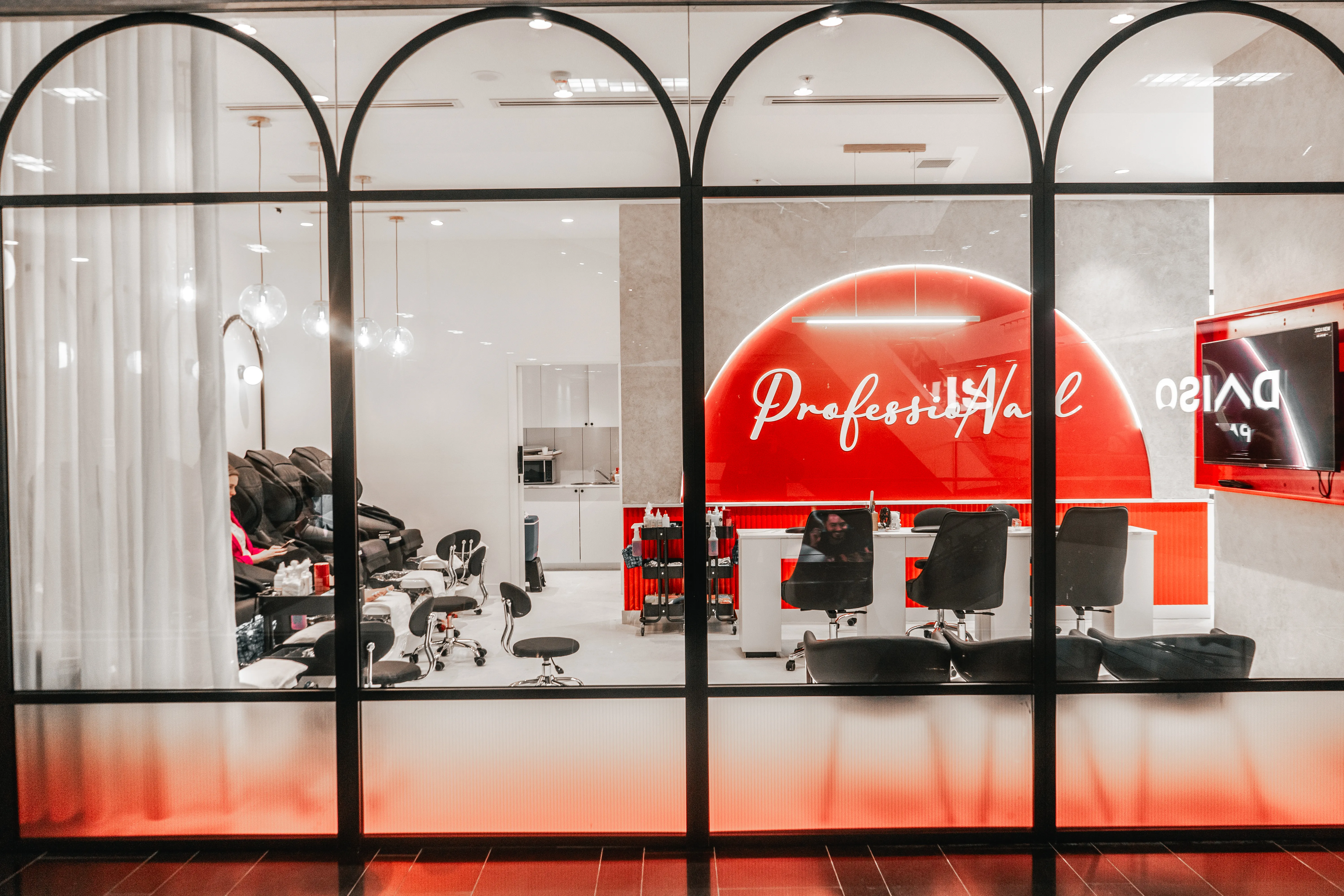 Professionail Central Park — IDG Design