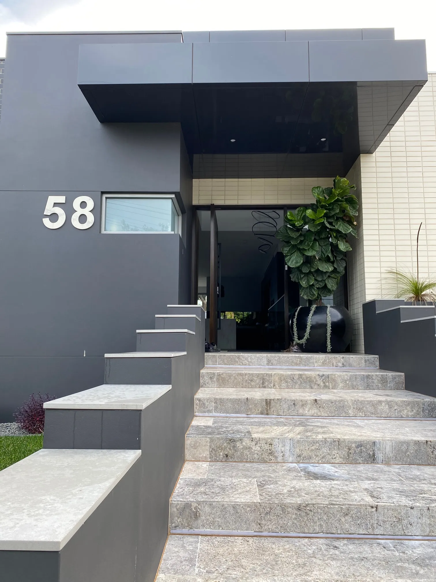 Project Dark Pearl — street facade, IDG Design